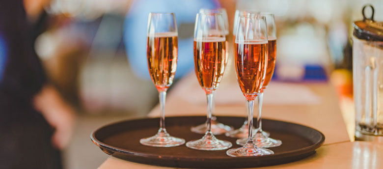 A photo of wine glasses.