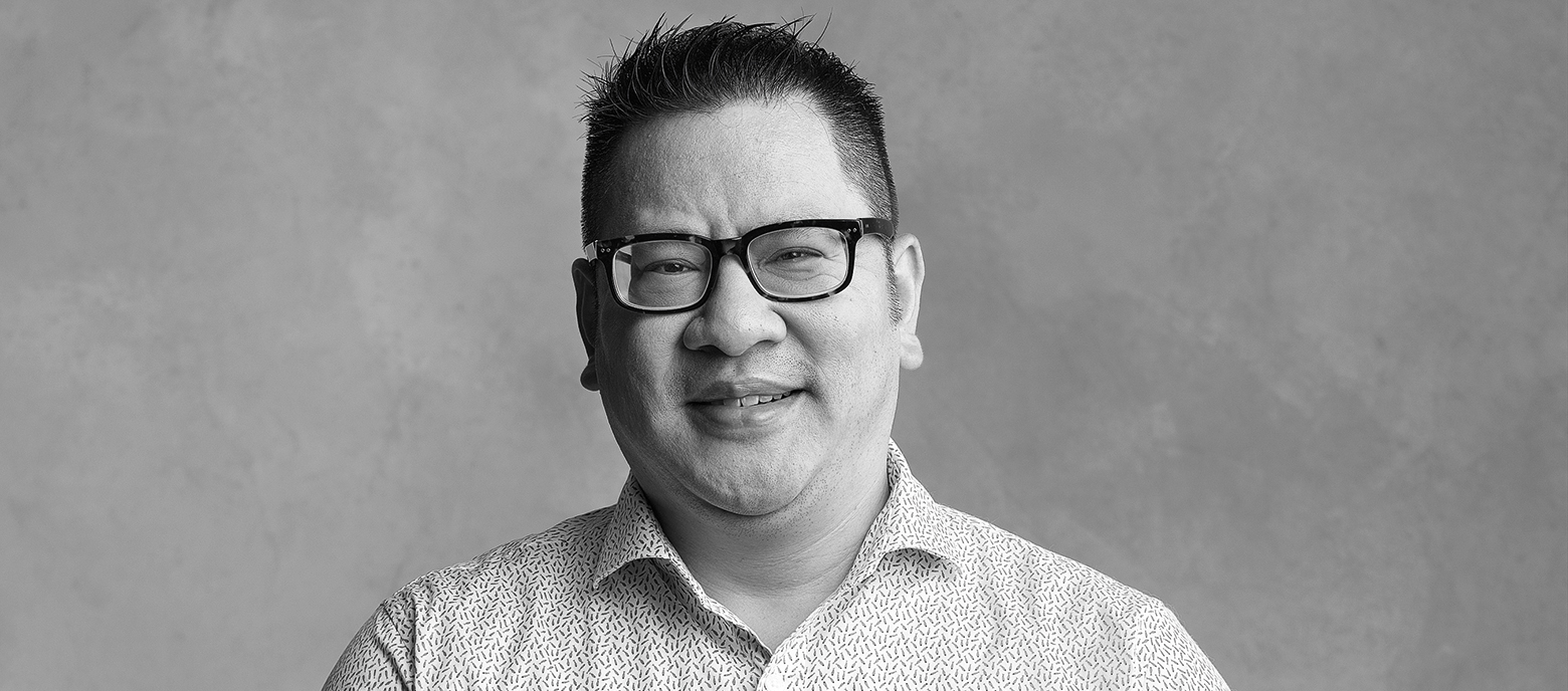 Black and white portrait of Peter Nguyen