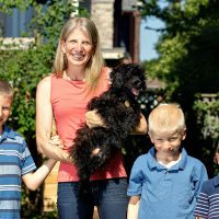 Naomi Loewith, 3 children and puppy